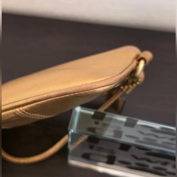 Coach Metallic Leather Gold Wristlet Clutch With Hot Pink Interior - Picture 6 of 10